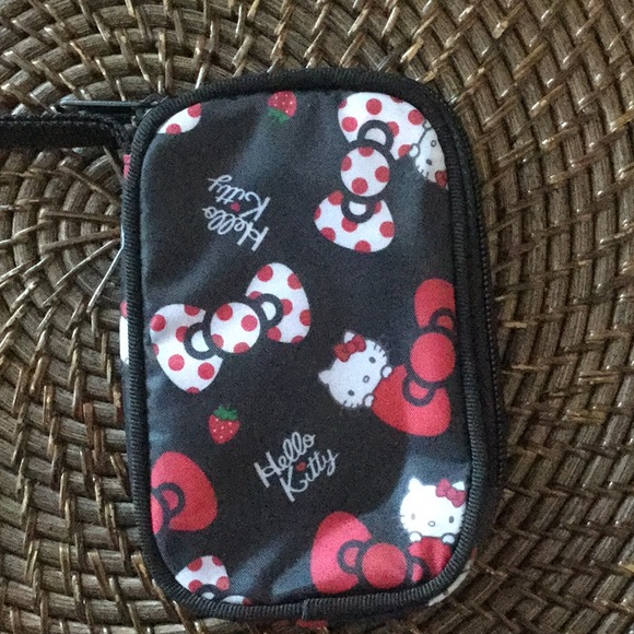 Hello Kitty pouch - Picture 2 of 3